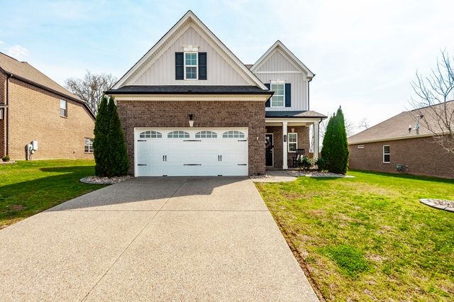 1037 Windemere Dr, Gallatin, TN 37066