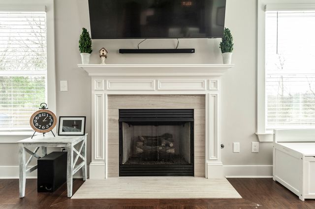 1037 Windemere Dr, Gallatin, TN 37066