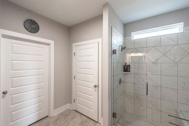 1037 Windemere Dr, Gallatin, TN 37066