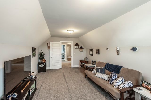 1037 Windemere Dr, Gallatin, TN 37066