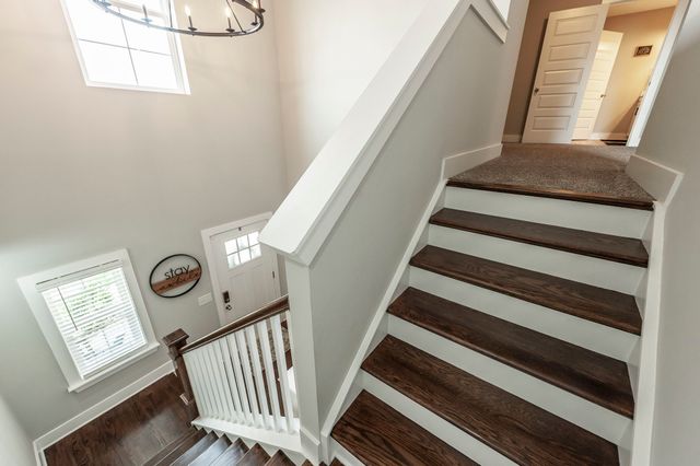 1037 Windemere Dr, Gallatin, TN 37066