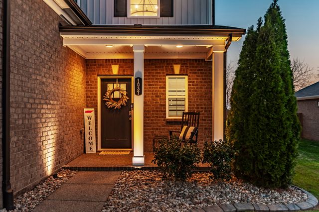 1037 Windemere Dr, Gallatin, TN 37066