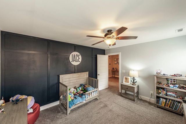 1037 Windemere Dr, Gallatin, TN 37066