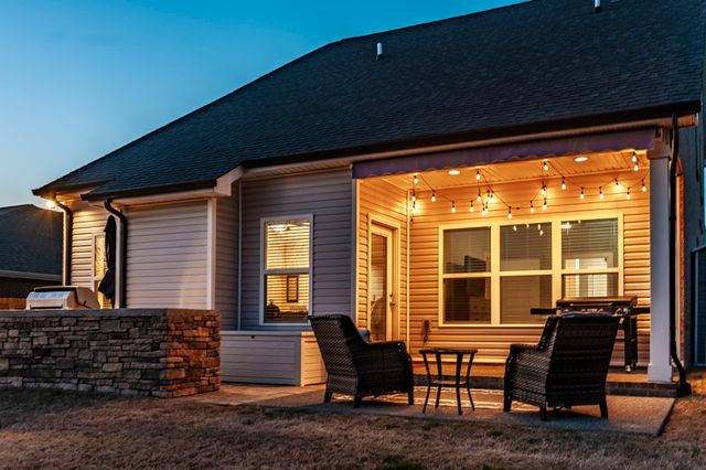 1037 Windemere Dr, Gallatin, TN 37066