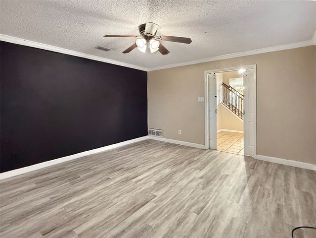 4219 Tanner Way, Grand Prairie, TX 75052