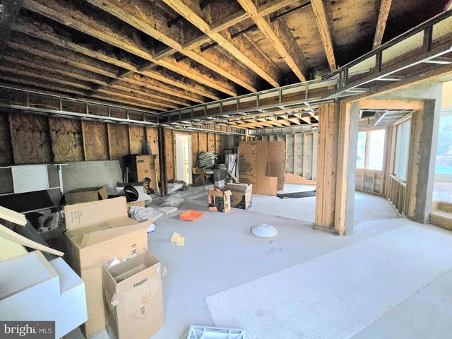 14 CAROL DR, Clementon, NJ 08021