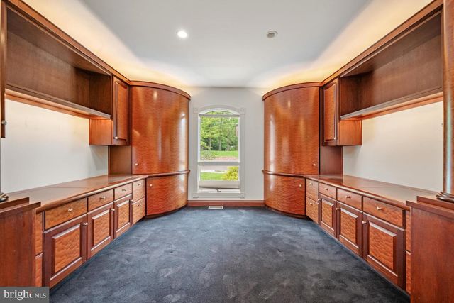 14 CAROL DR, Clementon, NJ 08021