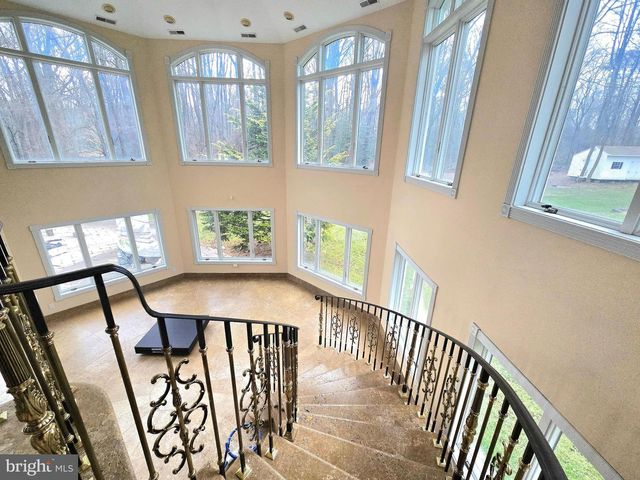 14 CAROL DR, Clementon, NJ 08021