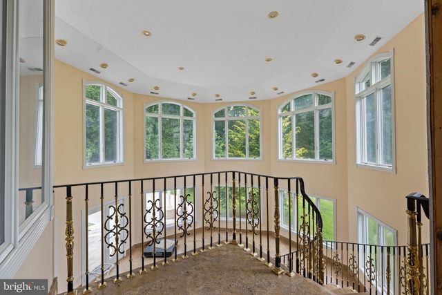 14 CAROL DR, Clementon, NJ 08021