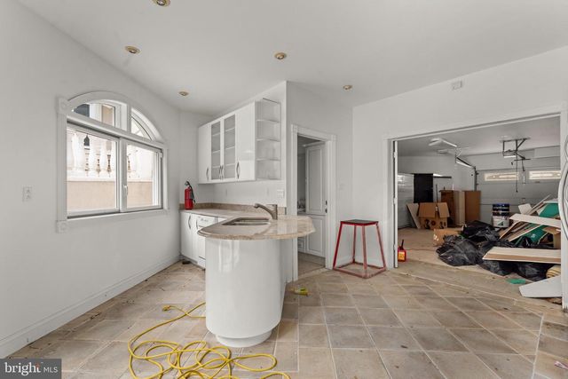 14 CAROL DR, Clementon, NJ 08021