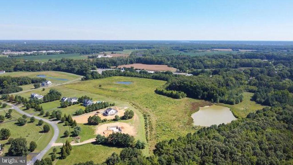 Image 3 of property listing at 28966 JENNINGS RD, Easton, MD 21601