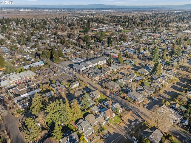 7472 N Polk Ave, Portland, OR 97203