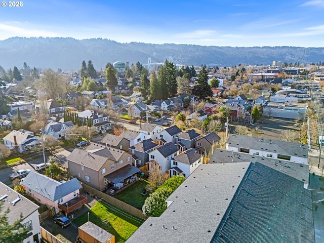 7472 N Polk Ave, Portland, OR 97203