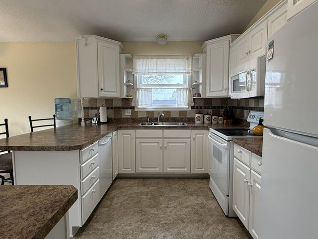 324 25th Street NW, Bemidji, MN 56601