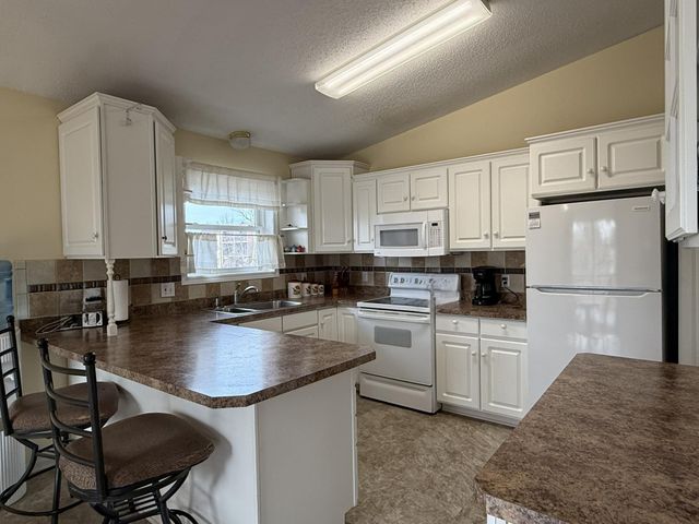 324 25th Street NW, Bemidji, MN 56601