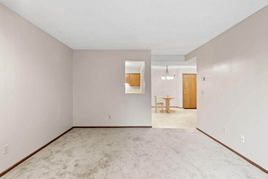 4165 Hilltop Point 105, Eagan, MN 55123 — photo 5