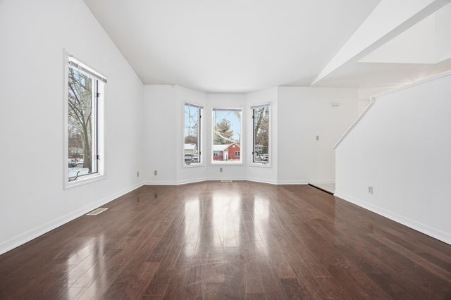 19N963 Manito Trail, Algonquin, IL 60102