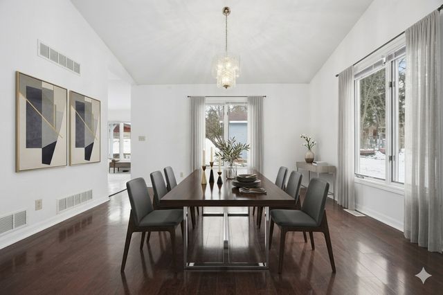 19N963 Manito Trail, Algonquin, IL 60102