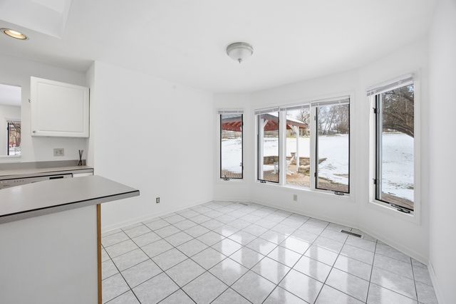 19N963 Manito Trail, Algonquin, IL 60102