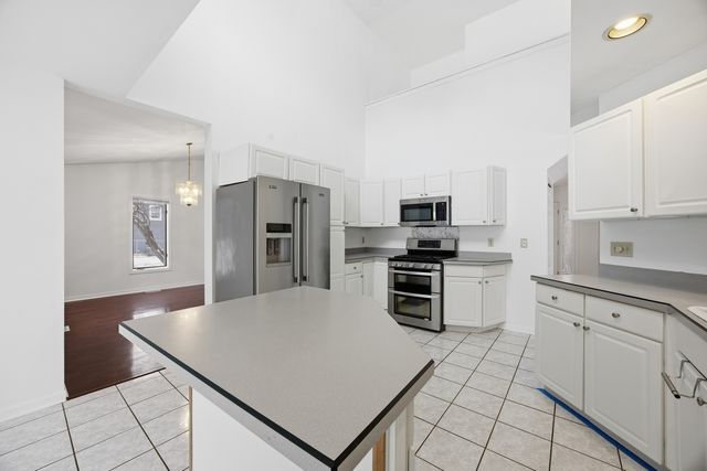 19N963 Manito Trail, Algonquin, IL 60102