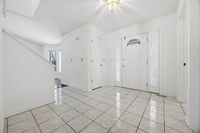 19N963 Manito Trail, Algonquin, IL 60102