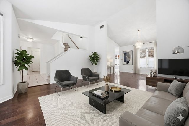 19N963 Manito Trail, Algonquin, IL 60102