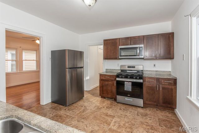 6444 Plateau Avenue, St Louis, MO 63139