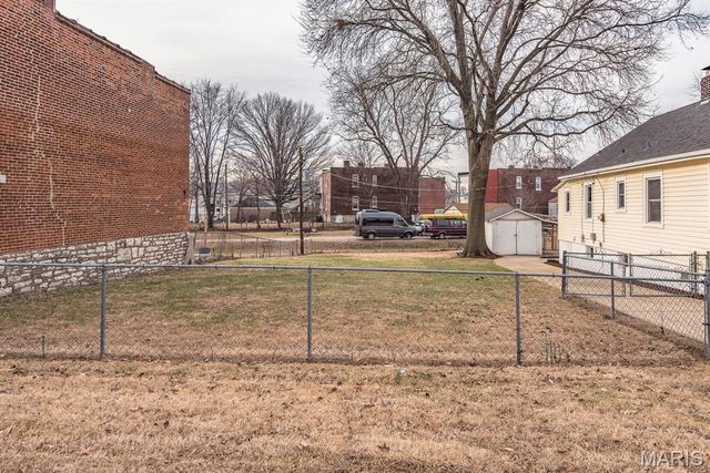 6444 Plateau Avenue, St Louis, MO 63139