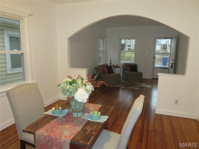 6444 Plateau Avenue, St Louis, MO 63139