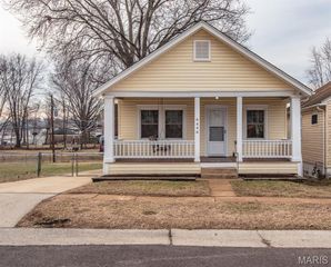 6444 Plateau Avenue, St Louis, MO 63139