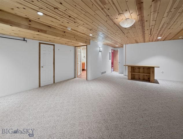 807 Spooner Road, Belgrade, MT 59714