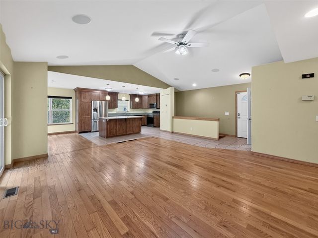 807 Spooner Road, Belgrade, MT 59714