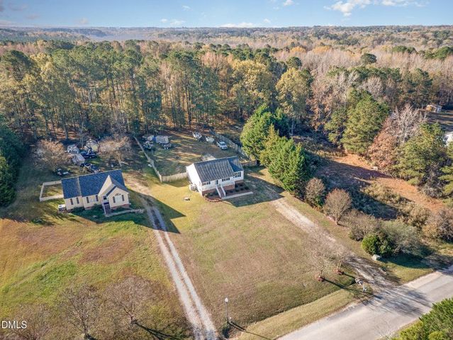 235 Mustang Lane, Zebulon, NC 27597