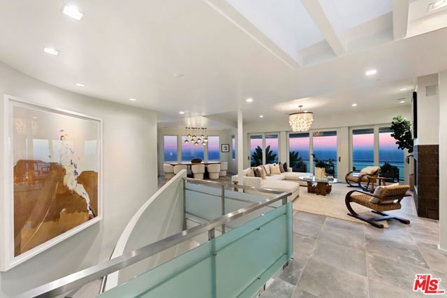 31558 Victoria Point Road, Malibu, CA 90265