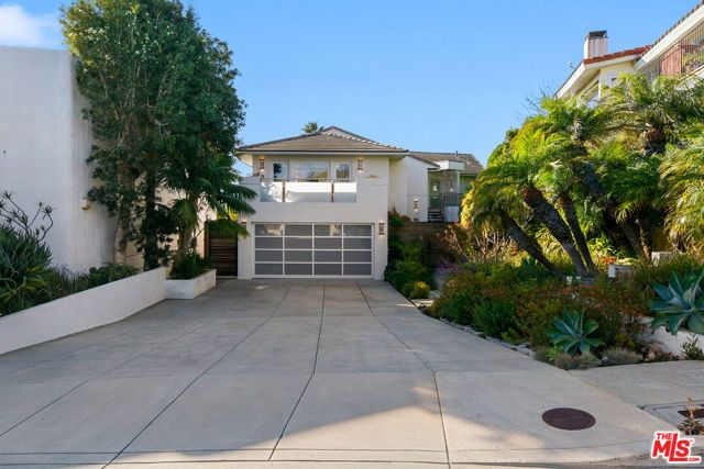 31558 Victoria Point Road, Malibu, CA 90265