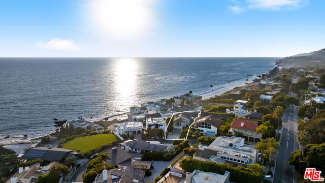 31558 Victoria Point Road, Malibu, CA 90265
