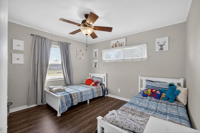 316 Linda, Bridge City, TX 77611