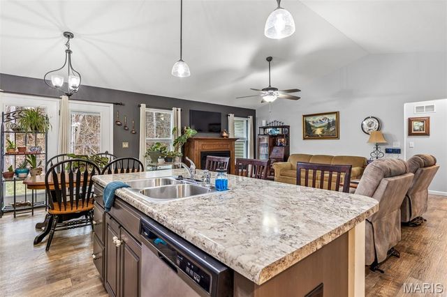 313 Andy Habsieger Street, Festus, MO 63028