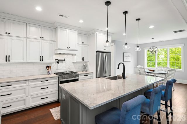 231 Tower Circle, Hendersonville, NC 28739