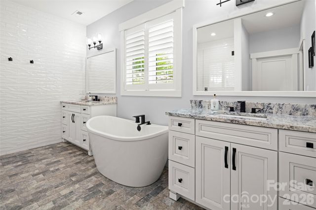 231 Tower Circle, Hendersonville, NC 28739