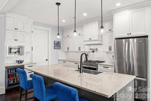 231 Tower Circle, Hendersonville, NC 28739