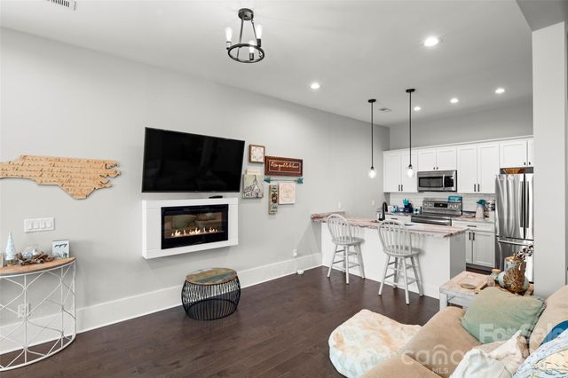 231 Tower Circle, Hendersonville, NC 28739