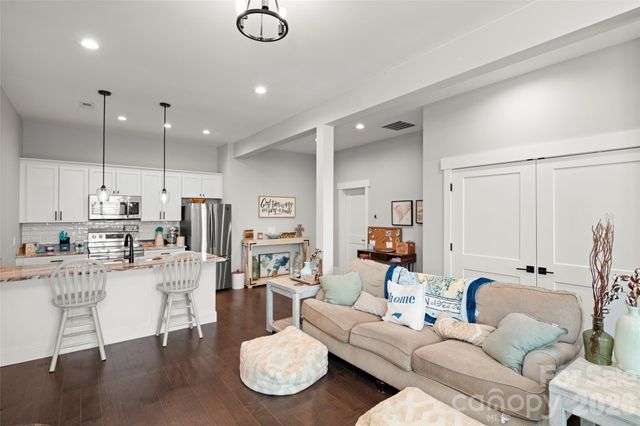 231 Tower Circle, Hendersonville, NC 28739