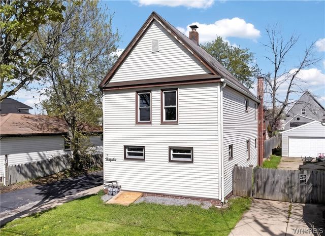 36 Willow Street, Lackawanna, NY 14218