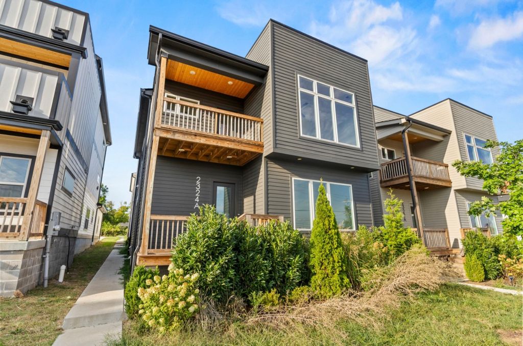 2324A Merry St, Nashville, TN 37208