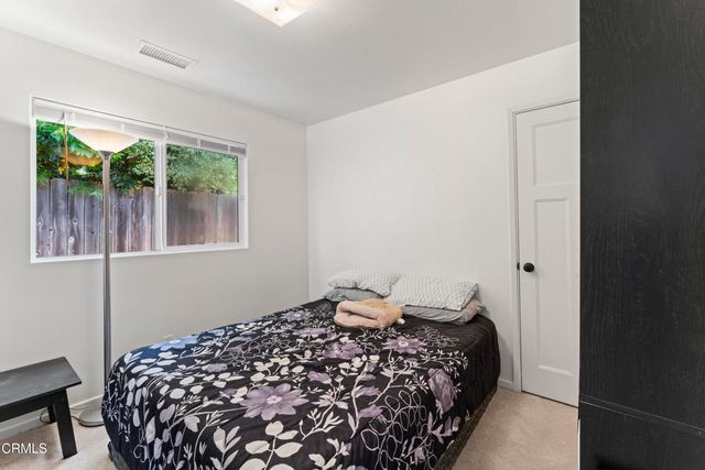 130 132 Virginia Drive, Ventura, CA 93003