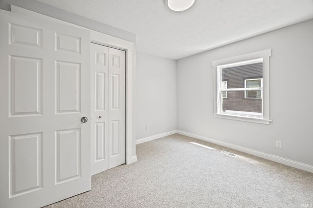 114 E North Street, Remington, IN 47977