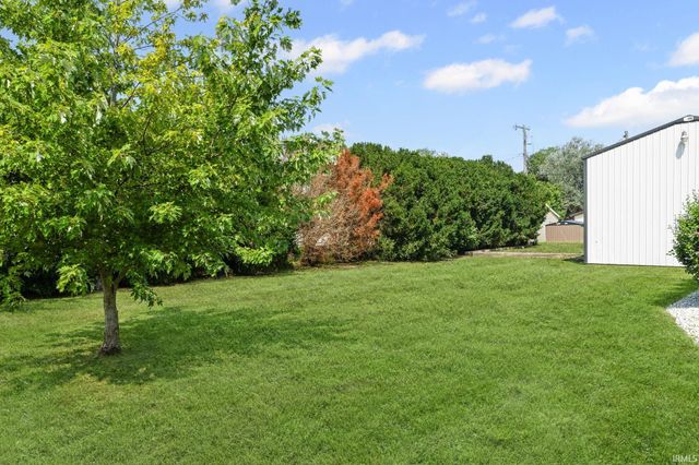 114 E North Street, Remington, IN 47977