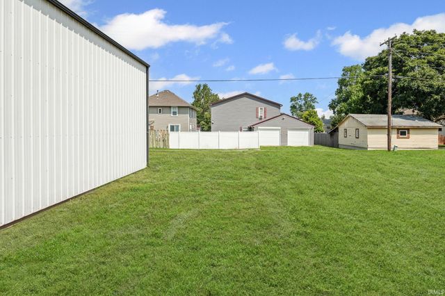 114 E North Street, Remington, IN 47977