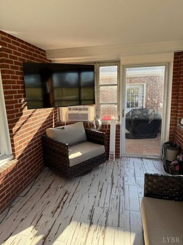 4015 White House Road, Moneta, VA 24121